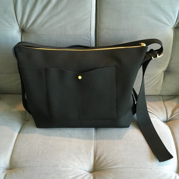 Cuyana Handbags - Guyana Black Recycled Shoulder Bag